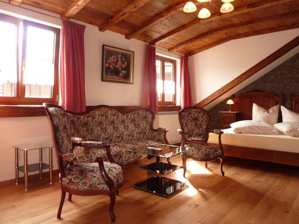 Historisches Genusshotel Loewen Schopfheim Dış mekan fotoğraf