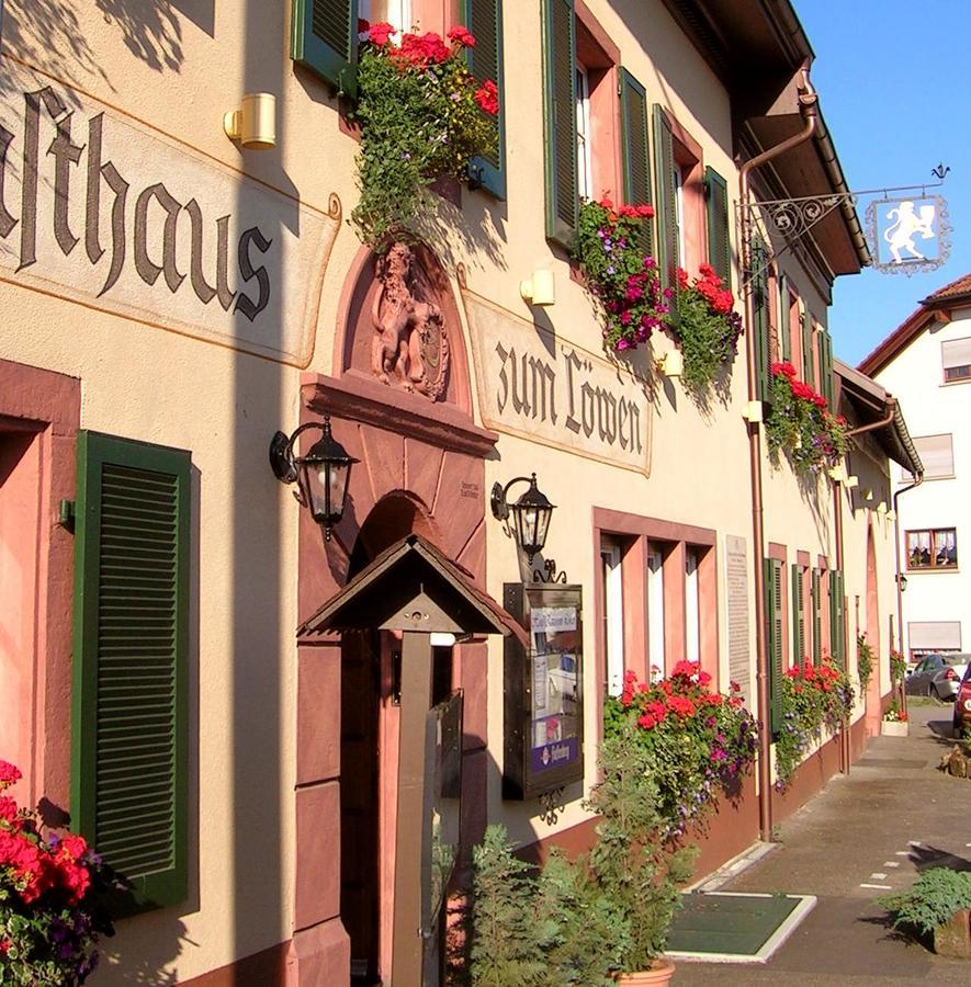 Historisches Genusshotel Loewen Schopfheim Dış mekan fotoğraf